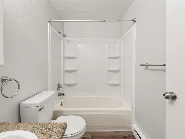 Parc Sprague Apartments — Photo 14