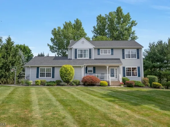 7 Canterbury Ln, Mansfield Twp., NJ 07840