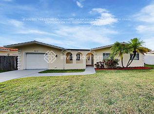 9310 SW 166th St, Palmetto Bay, FL 33157