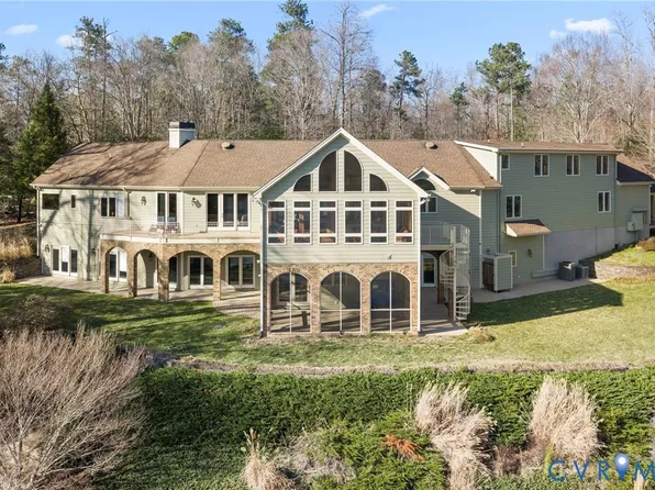 3535 Meadow Rd, Sandston, VA 23150