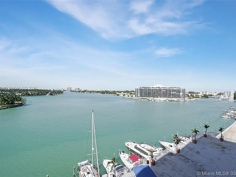 6770 Indian Creek Dr #TS — Photo 18