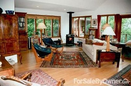 Great room
						:
						Great room, north-facing (living/dining) 25x21