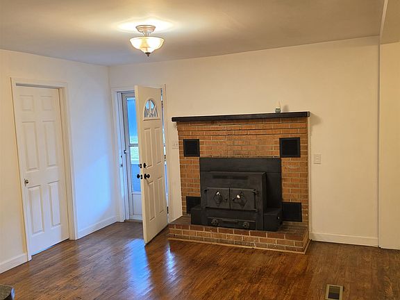 5th image of 845 Horse Ridge Rd NW