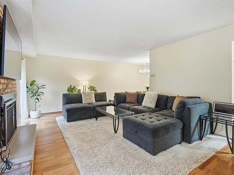 3640 Independence Ave S #61 — Photo 2