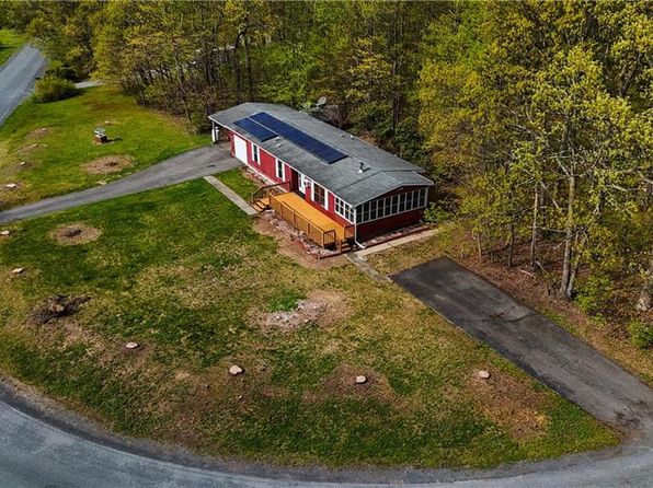 107 Thomas Jefferson Rd, Lehighton, PA 18235