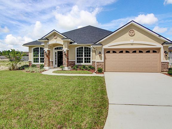 2nd image of 252 Flora Lake Cir