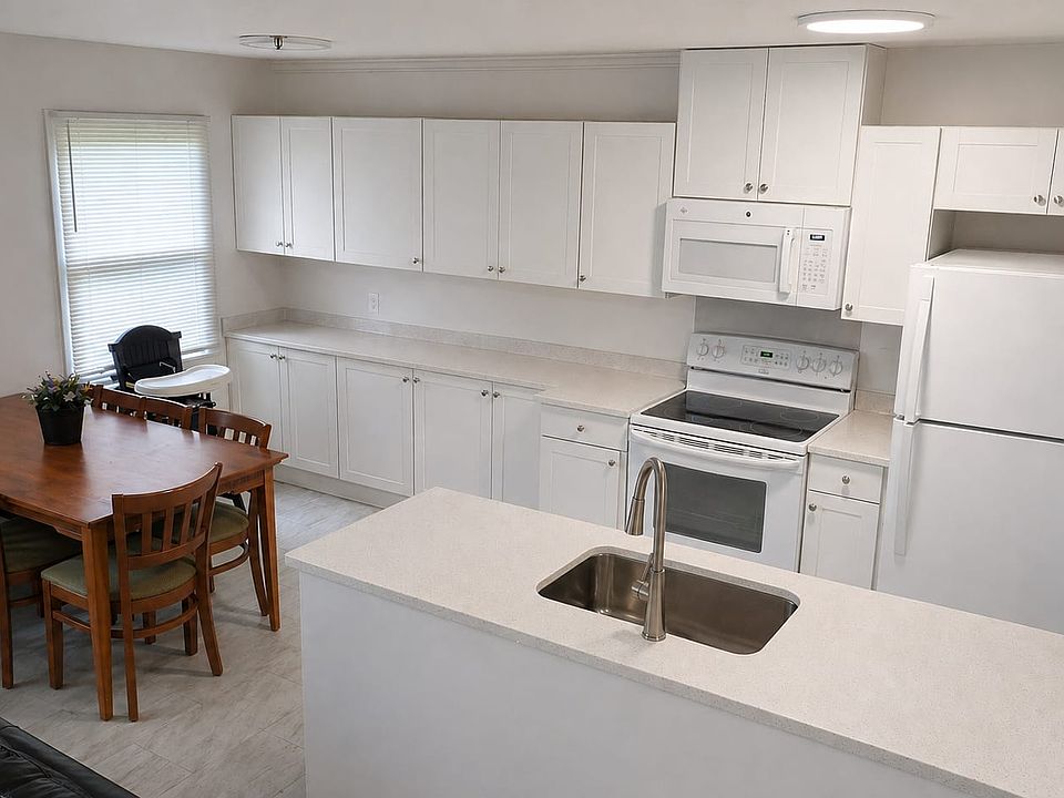1st image of 1121 Reservoir St