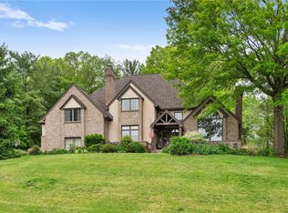 2090 Blairmont Dr, Pittsburgh, PA 15241
