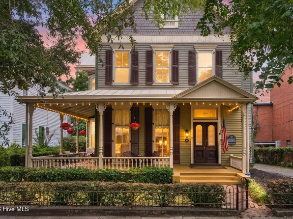 322 S 5th Avenue, Wilmington, NC 28401