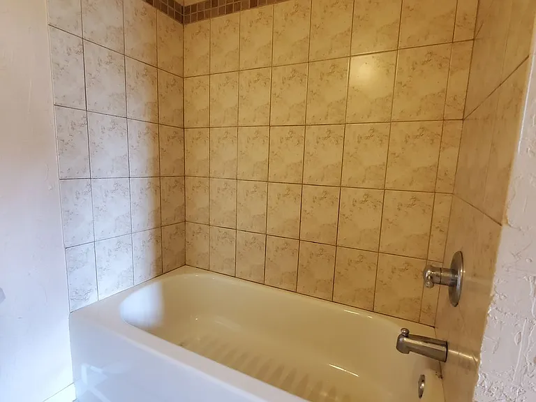 3704 Broadway #313 — Photo 10