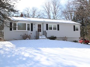 21 Surrey Dr, Shelton, CT