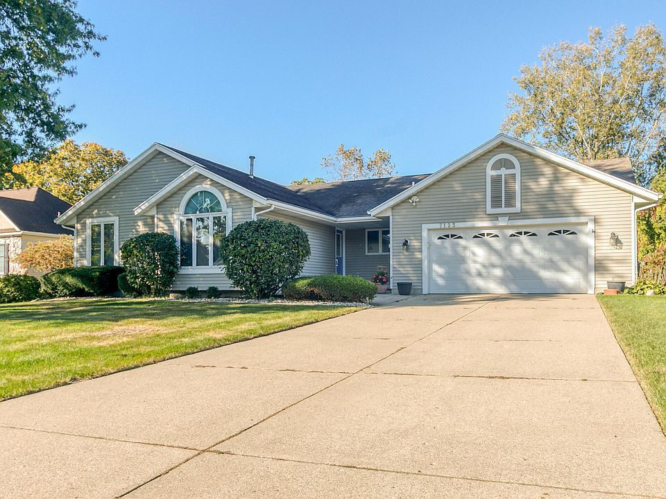 1st image of 7123 Rolling Hills Dr