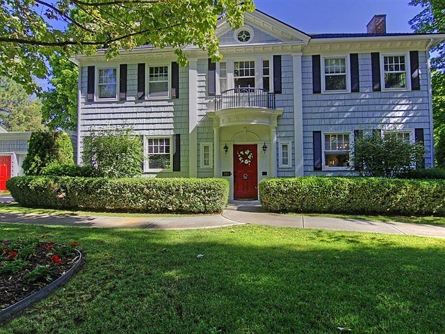 1st image of 815 E Rockwood Blvd