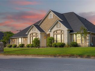 1006 Woodson Dr, Caldwell, TX 77836