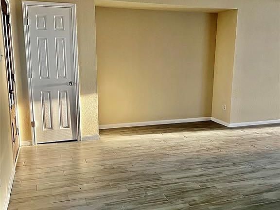 3rd image of 1218 Concord Pl