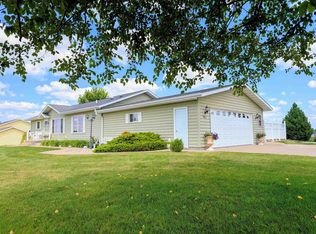 367 Highpointe Loop, Mc Gregor, IA 52157