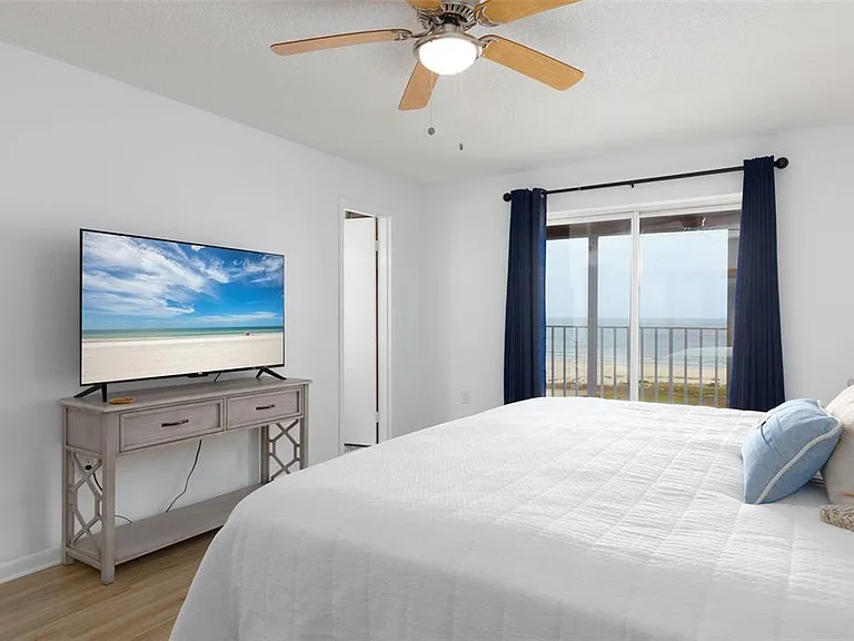 11000 Gulf Blvd #1002 — Photo 12