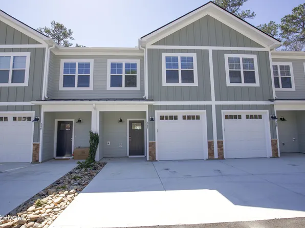 387 James Street, Vass, NC 28394