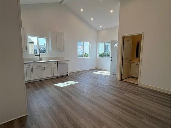 5th image of 8642 Baring Cross St
