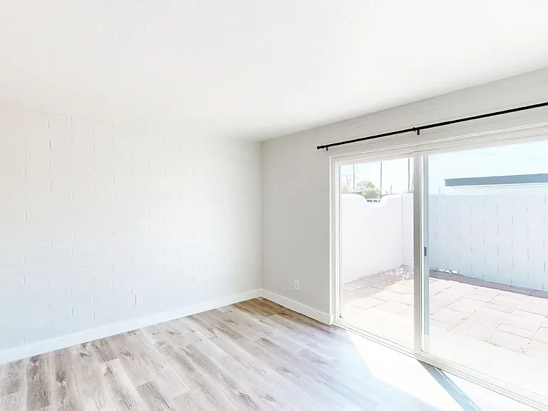 1712-1724 E Ocotillo Rd — Photo 44