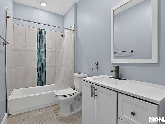 3rd image of 5211 24th St SW