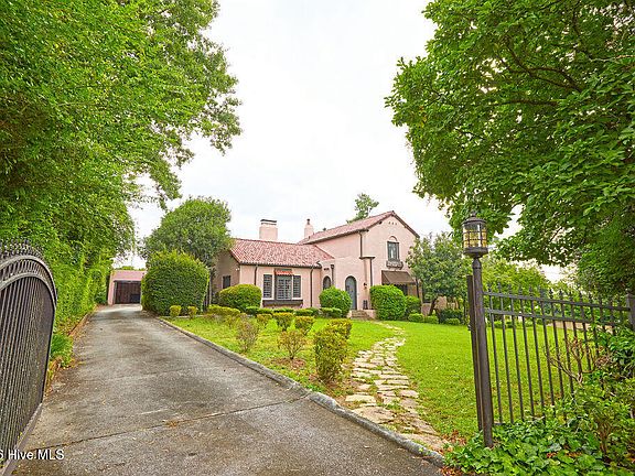 3rd image of 2133 Cumming Road