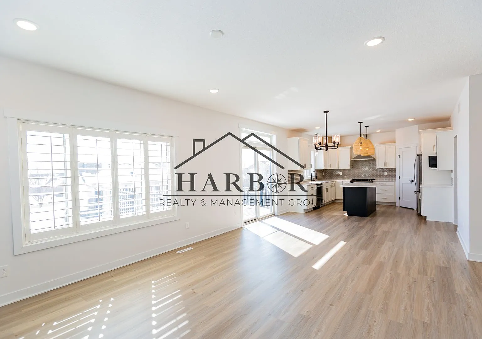 4144 Genevieve Lane NW — Photo 4