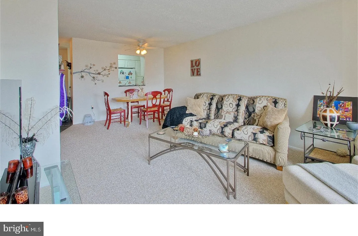 1 bed, 1.0 bath, 724 sqft, $2,100 — Photo 3