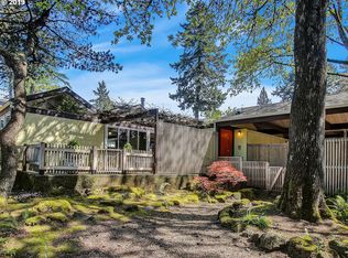 4725 SW Canterbury Ln, Portland, OR 97219