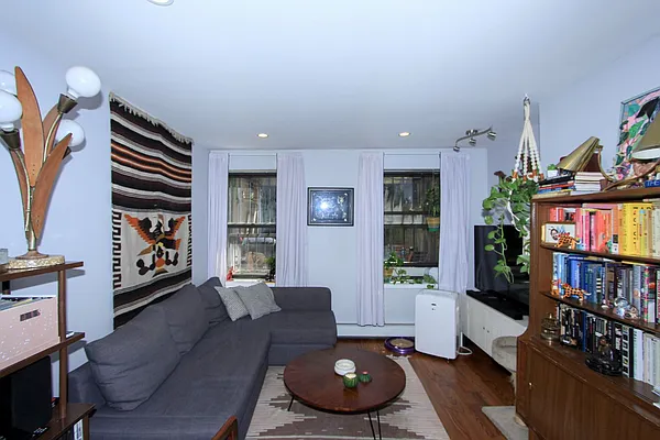 Rented by Brooklyn Rentals NYC | media 33