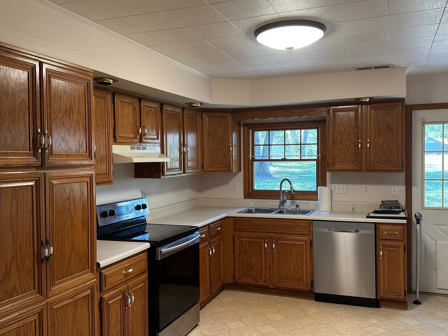 818 Cedar Springs Road - 1 — Photo 3