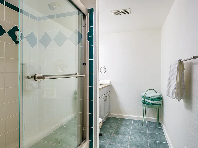 132 Skyview Ct — Photo 9