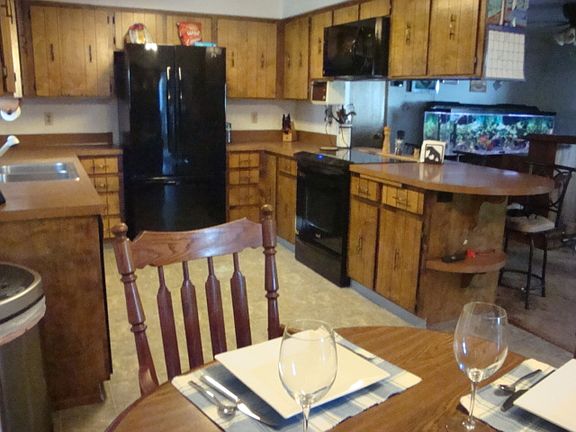 large kitchen/dining