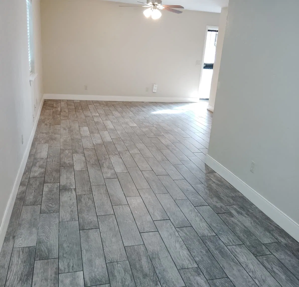 3604 Hawthorne Drive - 1 — Photo 2