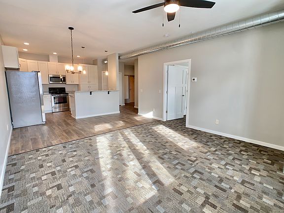 3rd image of 207 4th St E #24