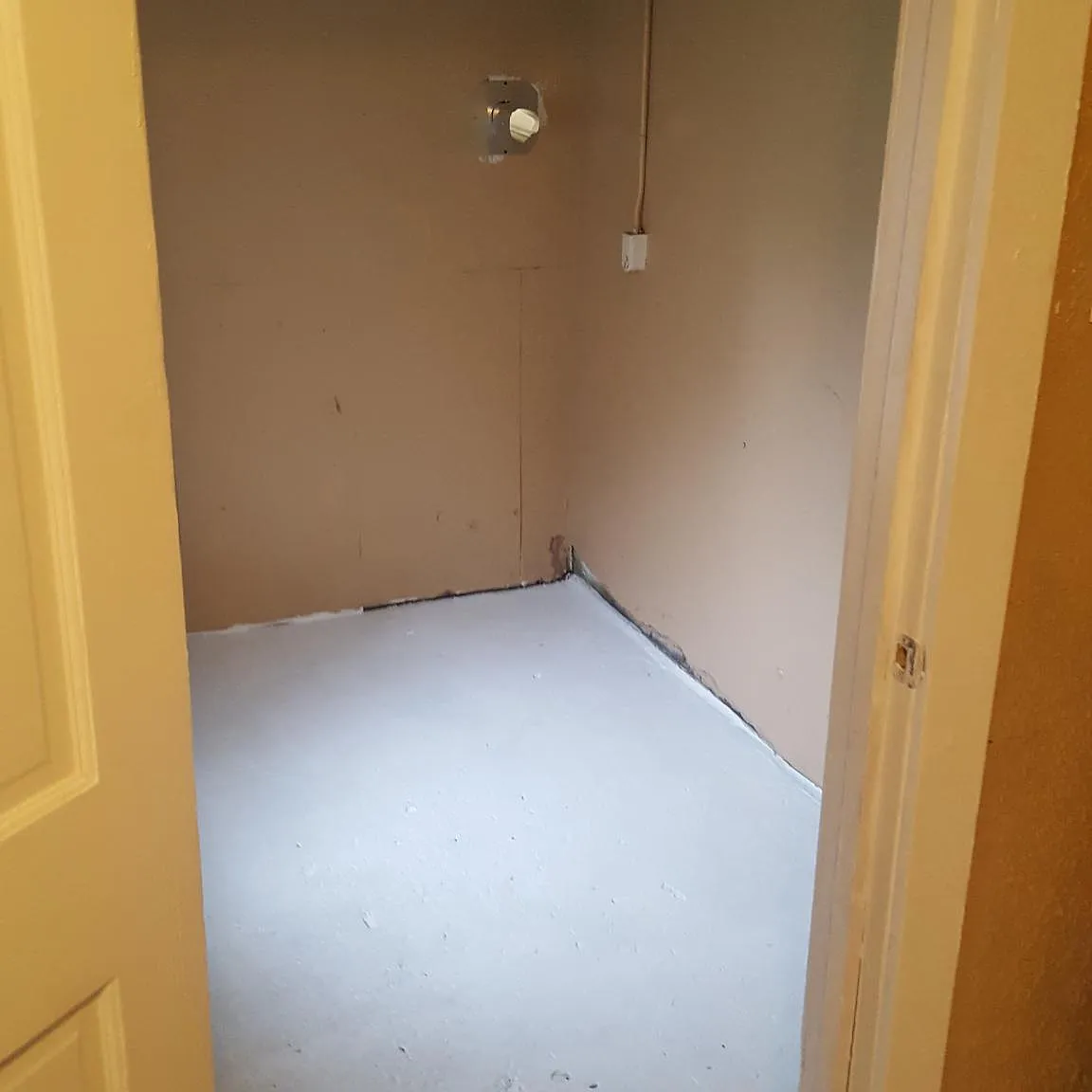 2 bed, 800 sqft, $575 — Photo 3