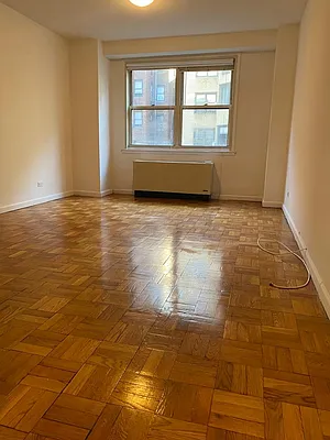 Rented by Hampshire Assets LLC | media 4