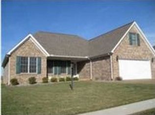 4620 Overlook Cir, Evansville, IN 47711