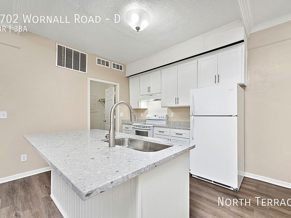 4th image of 9702 Wornall Rd APT D