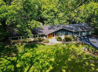 4706 Fairhills Rd E, Minnetonka, MN 55345