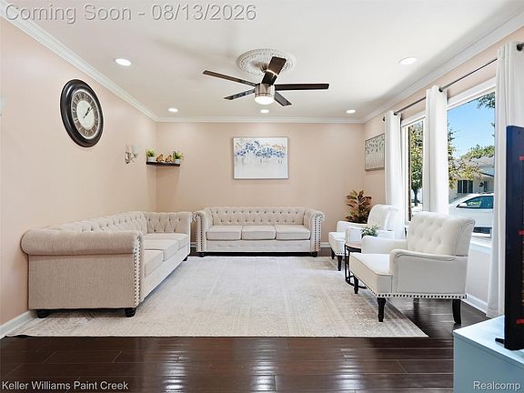 4th image of 42150 Trinity Ct