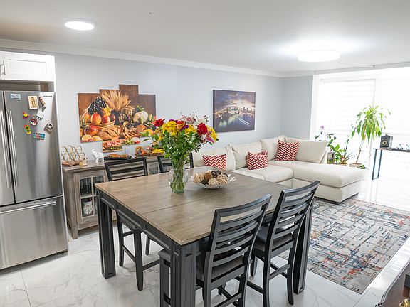 5th image of 8285 Sunrise Lakes Boulevard #110