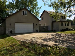 172 E Walnut St, Petersburg, MI 49270