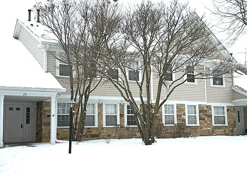 20 Ashburn Ct #W2 Photo 1