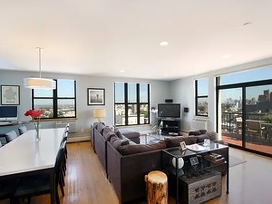 Sold by Corcoran | media 21