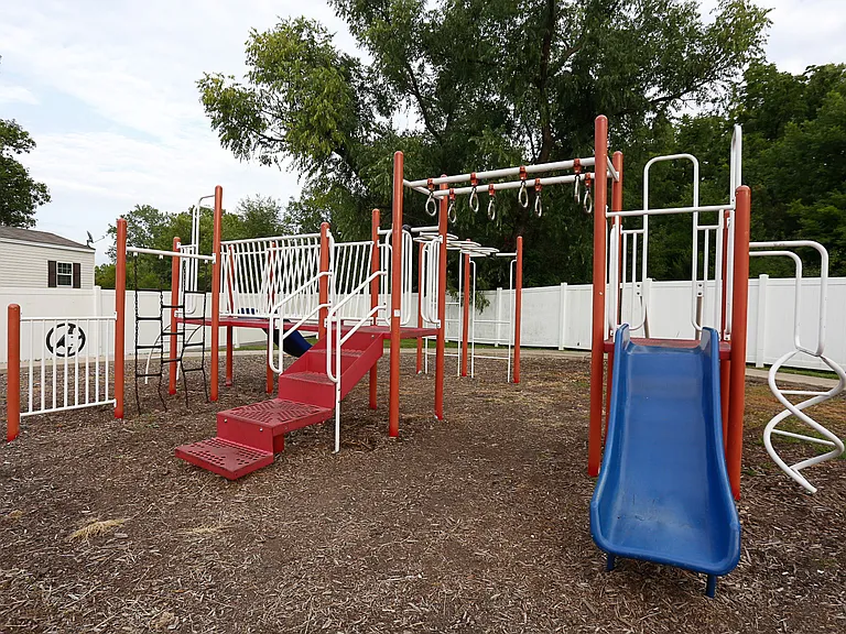 Southridge Estates — Photo 32
