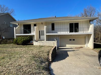 1232 W Spruce St, Junction City, KS, 66441
