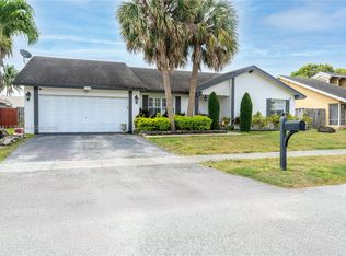 7354 NW 49th Ct, Lauderhill, FL 33319