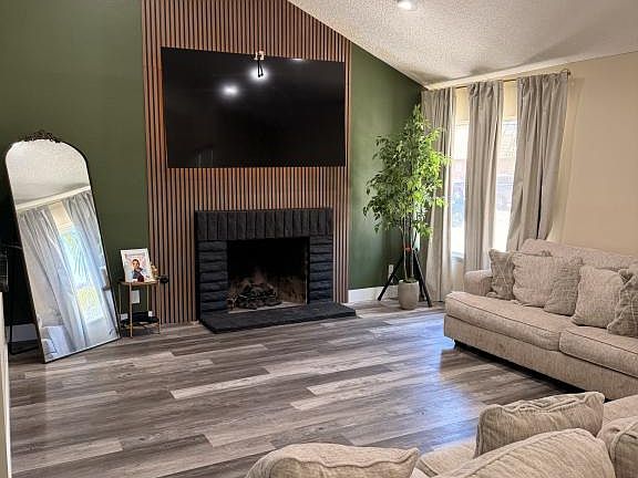 2nd image of 44123 Sancroft Ave