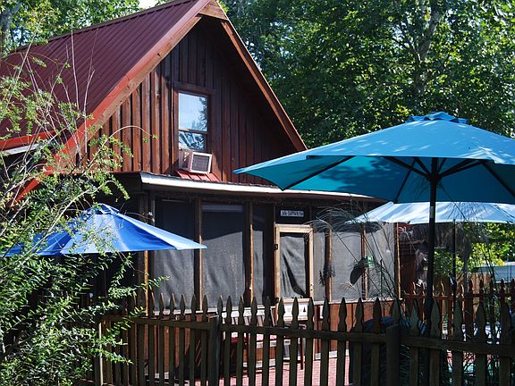 screen porch west side
